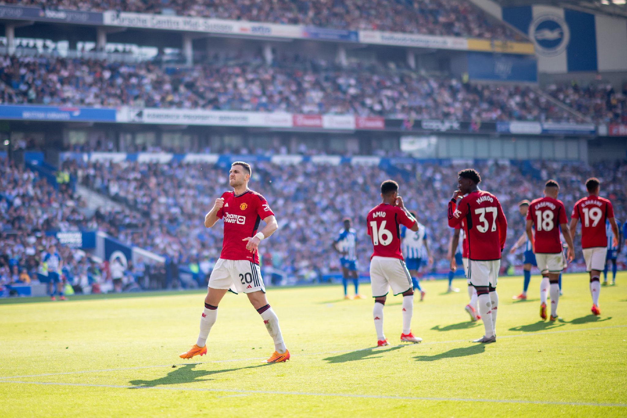 鐘再次站了 鐘再次站了