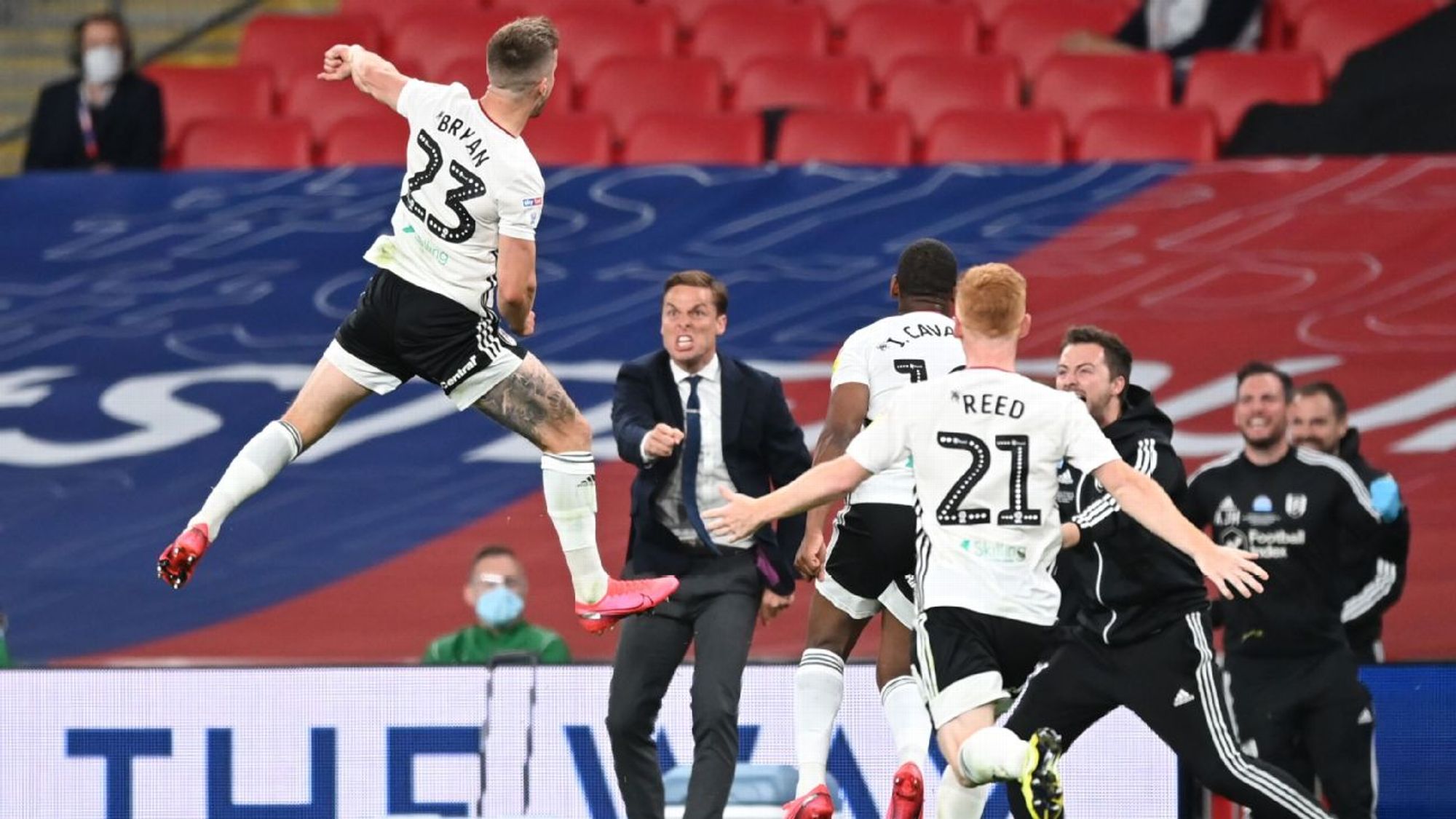 下大牌球员 下大牌球员